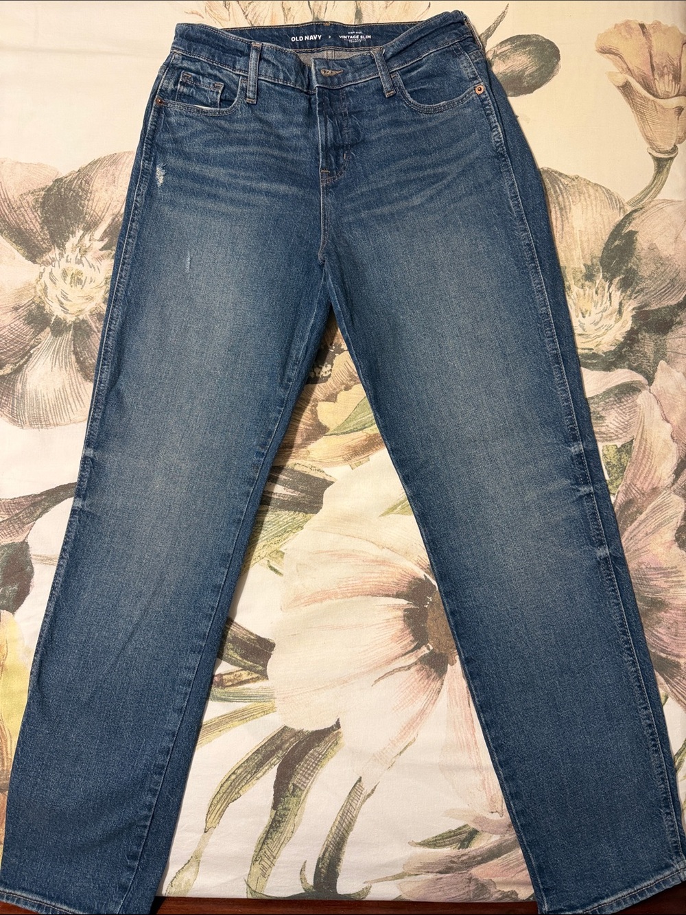 Old Navy Women's Mid wash High-Rise Vintage Slim secret -smooth pockets